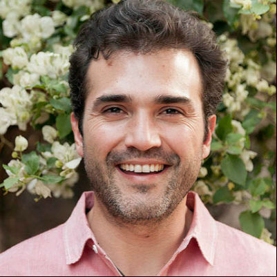 Headshot of Daniel Camilo Thompson Poo