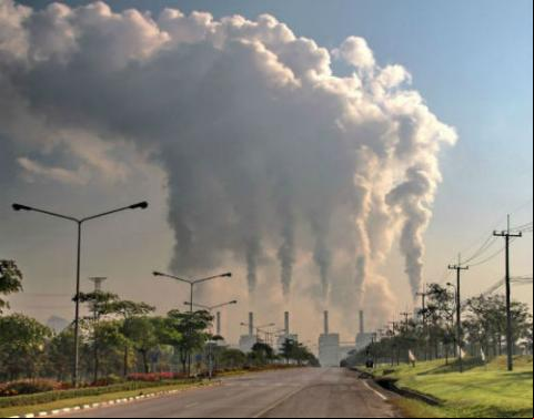 Foto: Emisión de gases contaminantes. Crédito: www.shutterstock.com. 